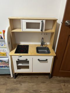 (Category: ) located in . Submitted by carol.sell10 (Listing ID 1449257709, Image 1). Description: .