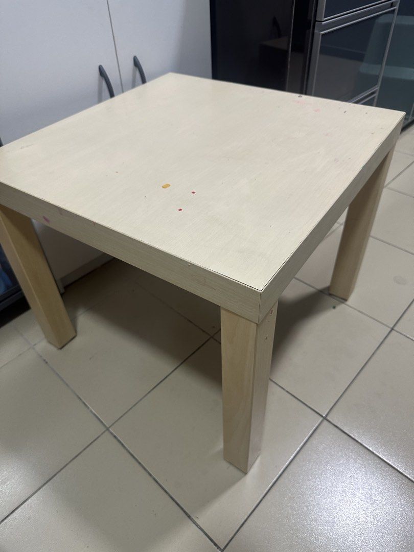 ikea table (Category: Tables & Sets) located in Subang Jaya. Submitted by medina89 (Listing ID 1449185641, Image 1). Description: .