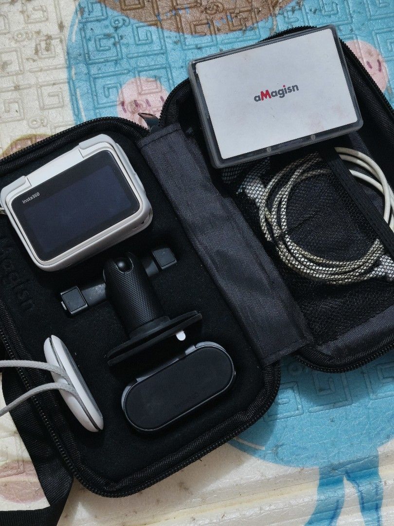 Insta 360 GO 3S (Category: Other Gadgets) located in Davao. Submitted by danyillalee (Listing ID 1449164467, Image 1). Description: Insta360 GO 3S – ₱13,000 Selling my Insta360 GO 3S for ₱13,000. ✔ Used fewer than 10 times ✔ Excellent condition – looks and works like new ✔ Well taken care of ✔ Complete with included accessories (see photos) RFS: Not using it anymore. Perfect for vlogging, travel, POV shots, and everyday content creation without c