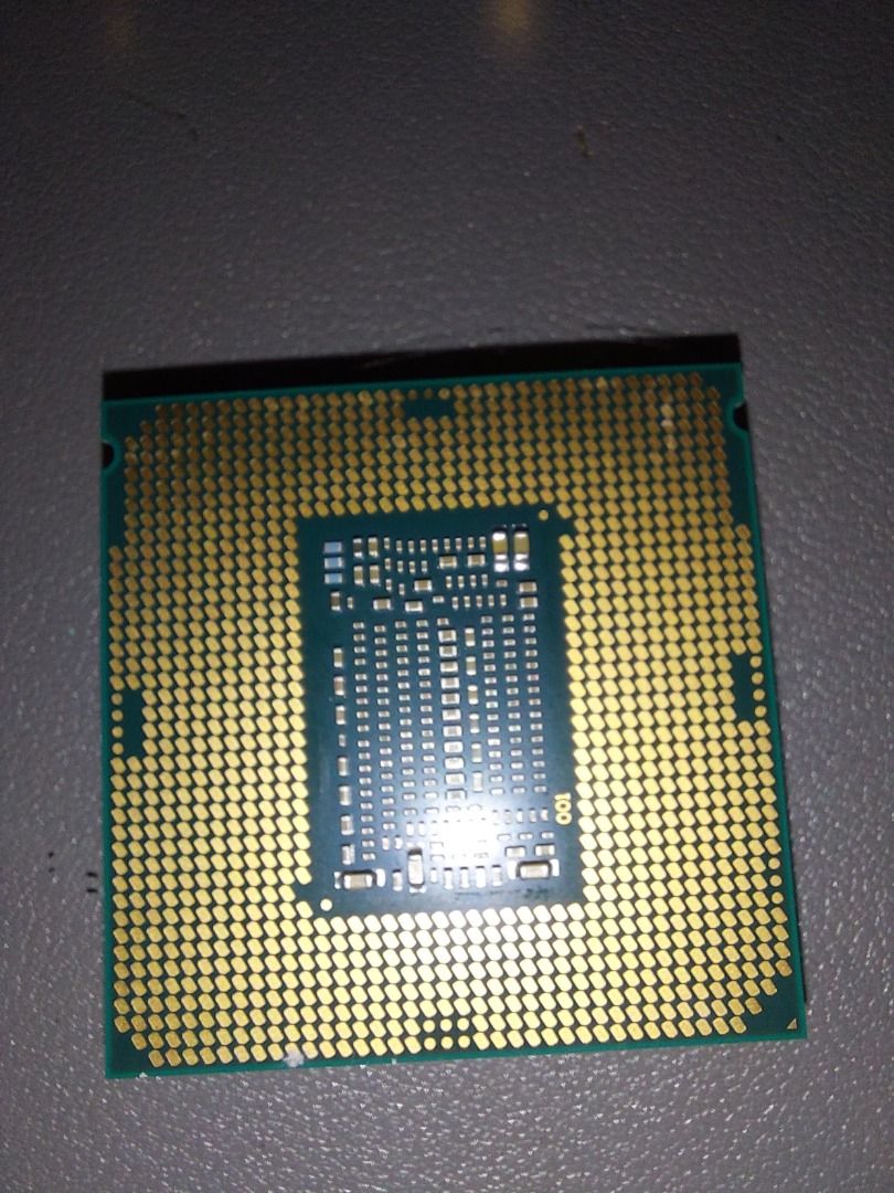 Intel Core i5-9400F CPU （分類：電腦周邊產品）位於 Hong Kong。 由 zacharyvladimir4803 提交（商品編號 1449174980，圖片 2）。簡介： Intel i5-9400F CPU 賣。2.90GHz。冇內顯版本。正常使用幾年，私保一個月（歡迎軟件測試結果），無跌無壞無超頻 。