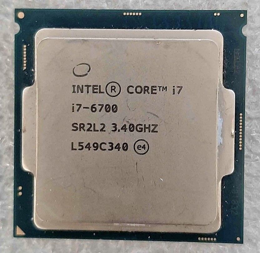 Intel Core i7-6700 SR2L2 3.40GHz CPU Processor (Category: Computer Parts) located in Kuala Lumpur. Submitted by quickearth_ca73ee (Listing ID 1449295872, Image 1). Description: - Intel Core i7-6700 Processor - Base Clock Speed: 3.40GHz - Model Number: SR2L2 - Tested and confirmed working - Ready for your PC build.
