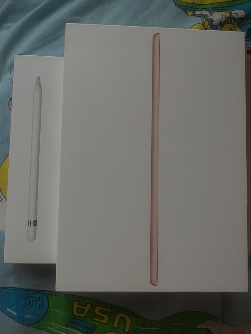 iPad 7th Generation Wi-Fi 128GB with Apple Pencil (Category: iPad) located in Dagupan City. Submitted by drg.carousel (Listing ID 1449109547, Image 3). Description: - iPad 7th Generation - Wi-Fi connectivity - 128GB storage capacity - with Apple Pencil.