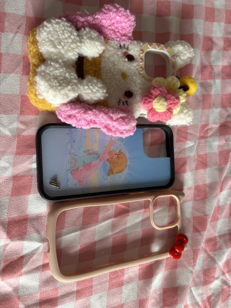 iphone 15 phone cases (Category: iPhone 15 Series) located in Rizal. Submitted by boomidum (Listing ID 1449124946, Image 1). Description: 150 each blue sold gcash lalamove or jnt .
