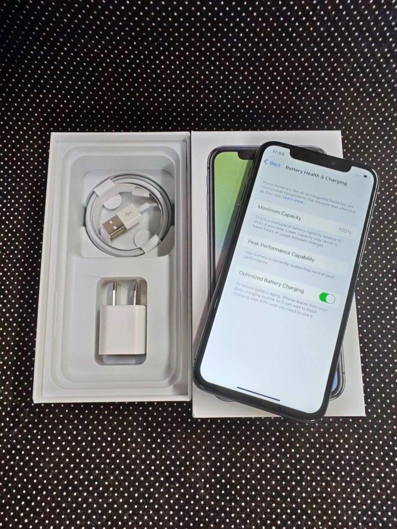 iPhone X 256gb (Category: iPhone X Series) located in Manila. Submitted by charms.krystal (Listing ID 1449197998, Image 2). Description: .