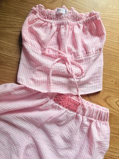 (Category: ) located in . Submitted by emmasflowers (Listing ID 1449240314, Image 1). Description: .