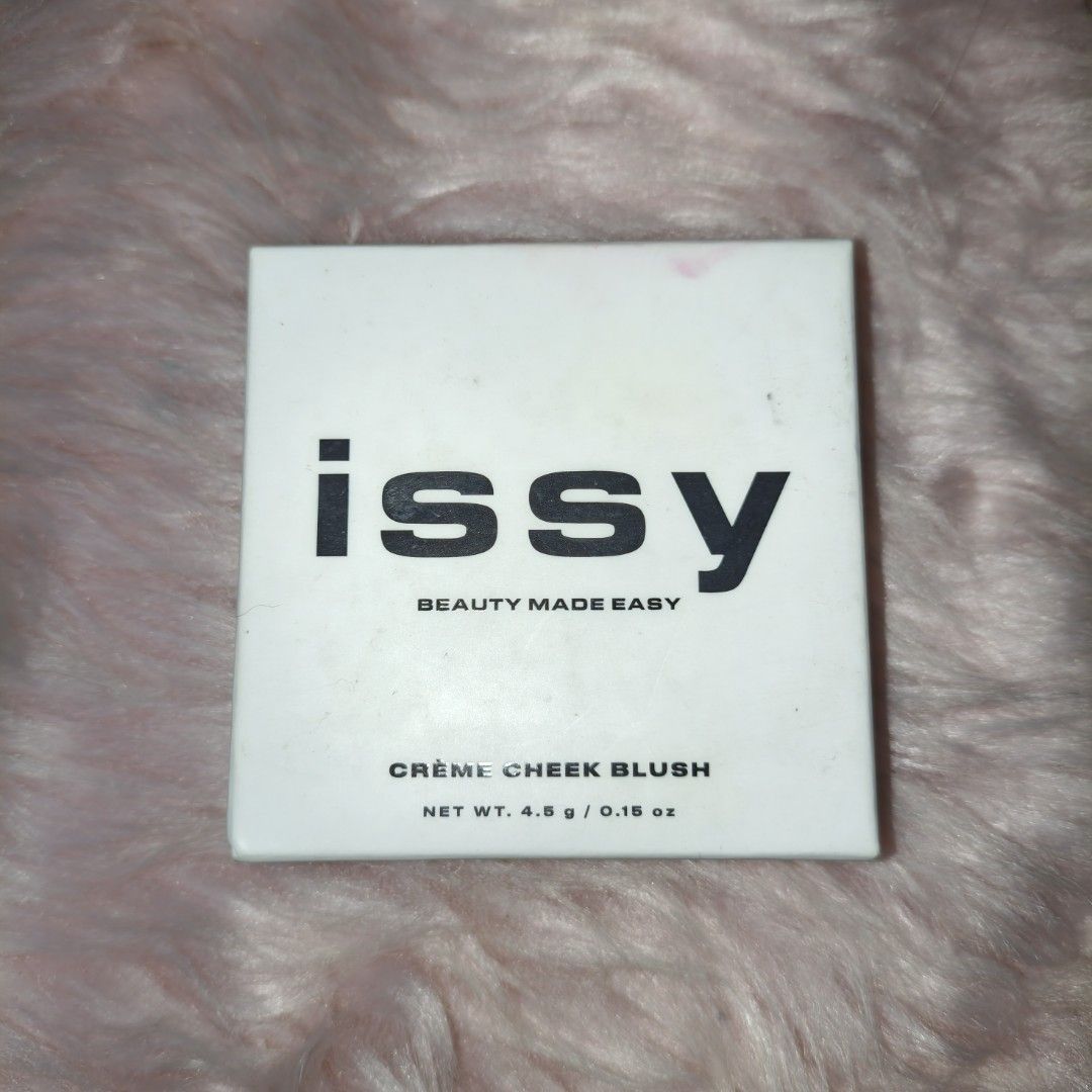 Issy Set (Safeword and Rogue) (Category: Makeup) located in Manila. Submitted by meizacake (Listing ID 1449217941, Image 1). Description: Issy Set ( safeword and rogue) ❛ 🎀 Shade : Safeword & Rogue ❛ 🩰Condition : Swatched once ❛ 🍡 Rfs: Doesn't suit for my skintone - Issy's package broken kasi napwersa pag-open 🥹 ❛ 🍥 Mode of Payment : gcash/paymaya ❛ 🍬 Mode of Delivery : J&T.