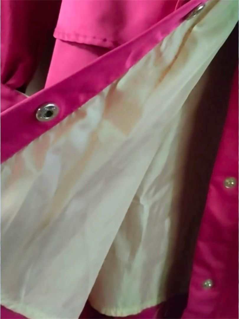 JACKET (Category: Coats, Jackets and Outerwear) located in Marang. Submitted by misshopaholic14 (Listing ID 1449137915, Image 3). Description: 👚Beli tk pakai over a year ago 👚After sold no return n refund 👚dpt lg free gift 3 baju random 👚sabah sarawak Dfod✅.