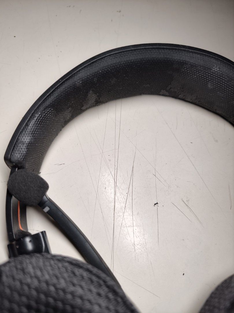 JBL Quantum 400507372052949903362