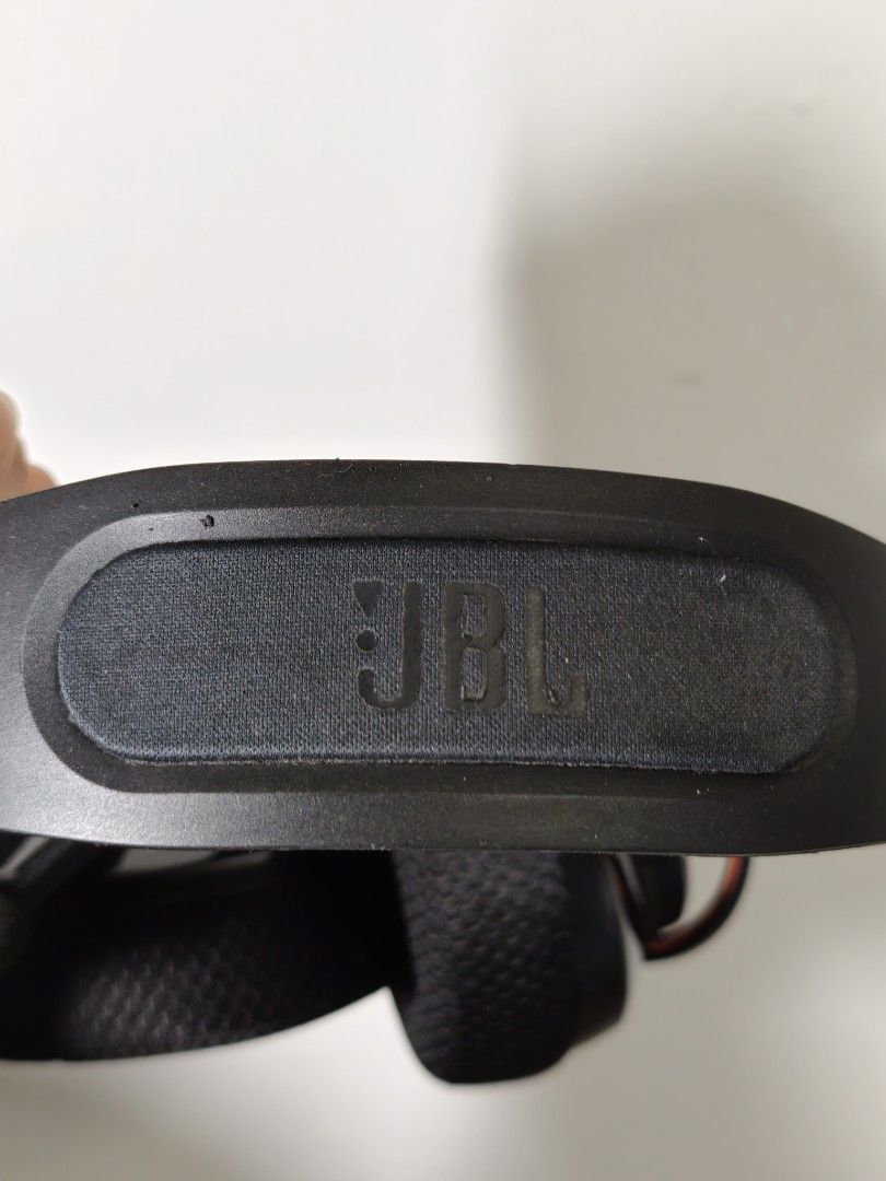 JBL Quantum 400507372052949903366