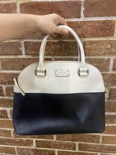 (Category: ) located in . Submitted by stylishchique (Listing ID 1449277448, Image 1). Description: .