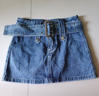 (Category: ) located in . Submitted by cheeseoreo (Listing ID 1449183191, Image 1). Description: .