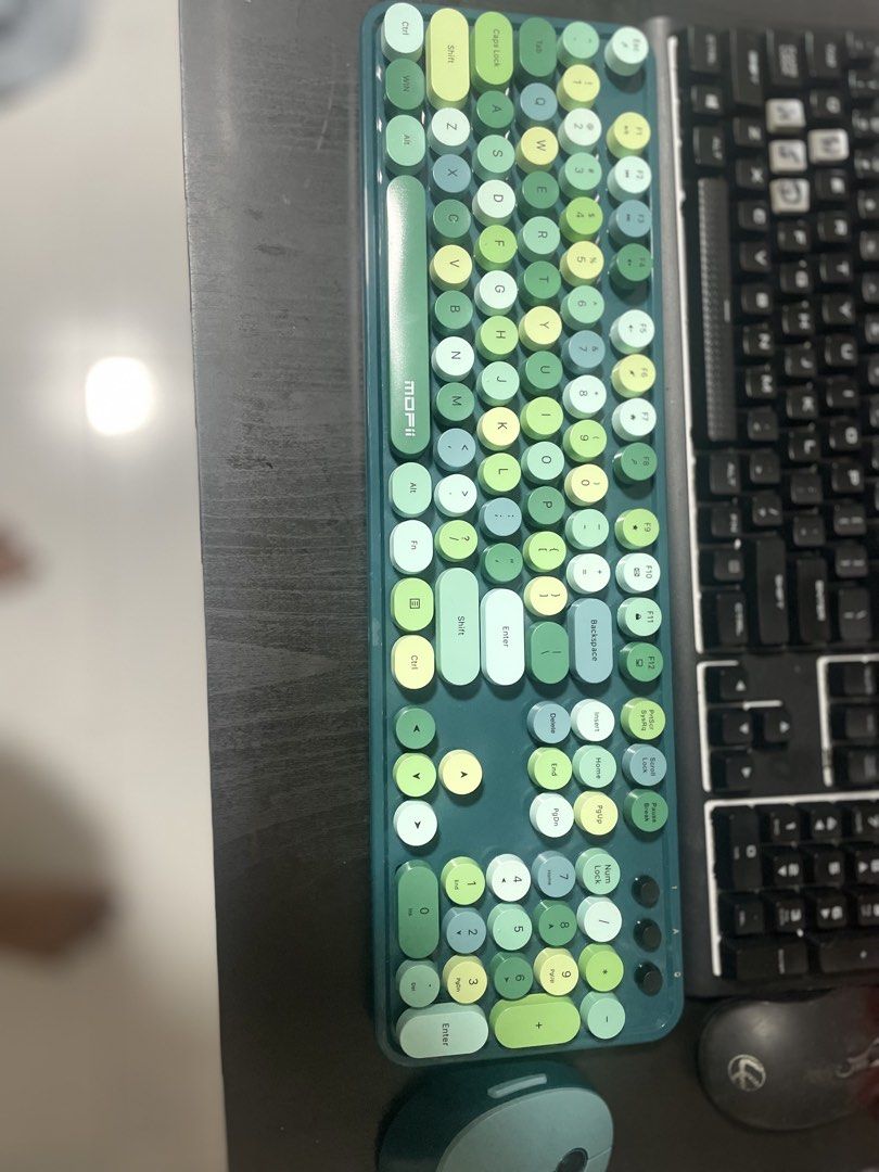 Keyboards and mouse507343344848097281