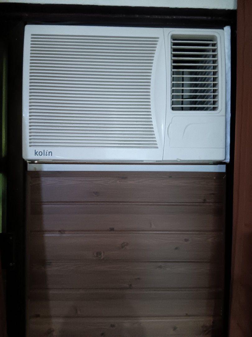 Kolin 1.5 HP window type non inverter (Category: Air Conditioning and Heating) located in Cavite. Submitted by dhoy81 (Listing ID 1449124854, Image 1). Description: kolin 1.5 hp window type non inverter. good running conditon nakakabit pa sa bahay ko mabilis lumamig well maintain sa linis issue yong fan blades manual nlang for direction ng wind free brand new wall bracket rfs.planning to buy split type inverter. Nogotiable location:Sunnybrooke 2,