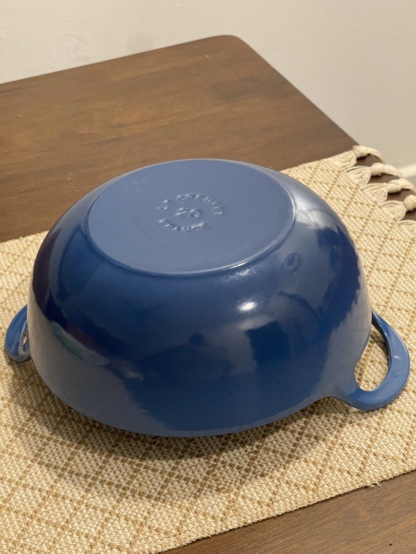 Le Creuset Balti Dish 20cm – Marseille Blue (Category: Cookware & Accessories) located in Kemaman. Submitted by mdm.hani (Listing ID 1449297582, Image 3). Description: The cute 20cm size is perfect for individual servings, curries, small dishes and beautiful table presentation. • Excellent condition and well maintained • No cracks, chips or major defects • Premium enamelled cast iron with superior heat retention and even cooking • Suitable for al