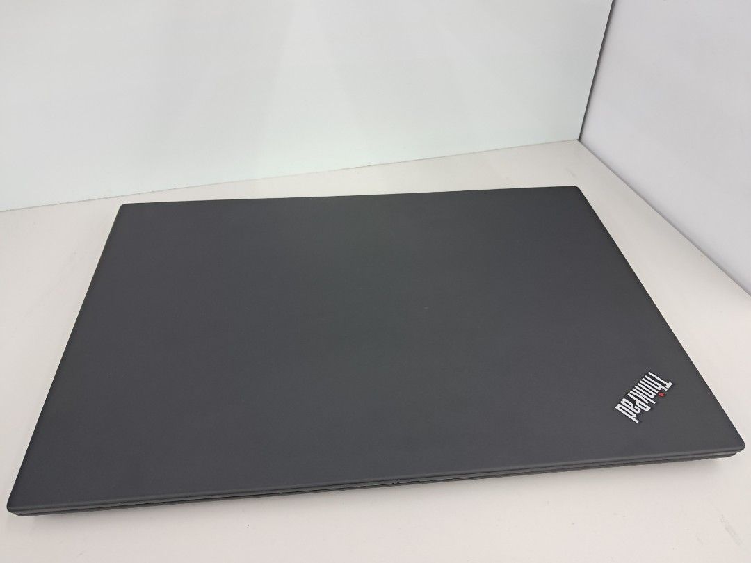 Lenovo ThinkPad T14 Gen 2 Intel Core i7 Laptop
