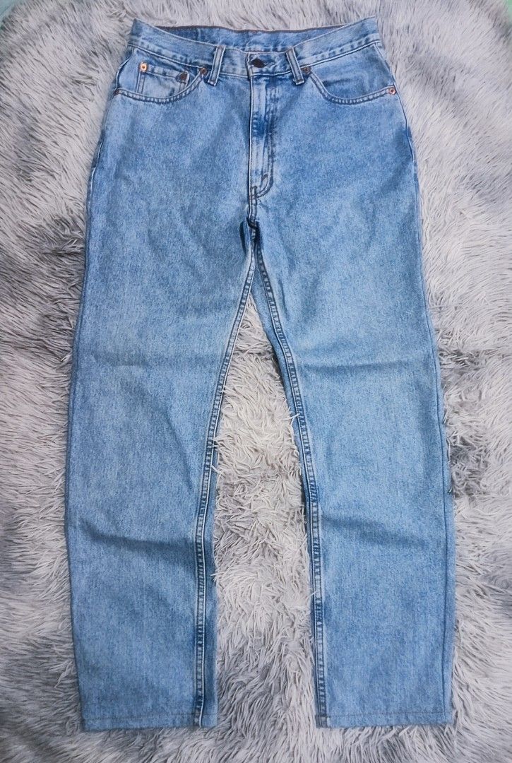 LEVIS 620 SLIM FIT MEN JEANS (Category: Jeans) located in Davao. Submitted by nevar07 (Listing ID 1449197437, Image 3). Description: SIZE WAIST: 30-31 THIGH: 9 HEM: 7 LENGTH: 39.5 FABRIC: HARD DENIM MAKAPAL TELA LIGHT WASH COLOR ALTER LENGTH EXCELLENT CONDITION LIKE NEW DM TO PURCHASE 📥 𝐑𝐄𝐌𝐈𝐍𝐃𝐄𝐑: •𝐂𝐨𝐥𝐨𝐫 𝐦𝐚𝐲 𝐯𝐚𝐫𝐲 𝐝𝐮𝐞 𝐨𝐟 𝐭𝐡𝐞 𝐥𝐢𝐠𝐡𝐭𝐢𝐧𝐢𝐧𝐠 •𝐀𝐥𝐥 𝐢𝐭𝐞𝐦𝐬 𝐚𝐫𝐞 𝐭𝐡𝐫𝐢𝐟𝐭𝐞𝐝/𝐟𝐫𝐨m 𝐮𝐤𝐚𝐲 𝐛𝐚𝐥𝐞. 𝐋𝐢�