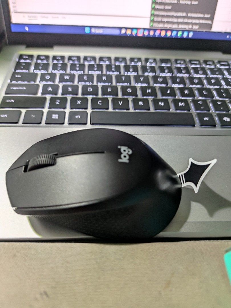 Logitech M331 Silent Touch Wireless Mouse (Category: Mouse & Mousepads) located in Paranaque City. Submitted by roxanne.vds (Listing ID 1449313282, Image 3). Description: - Logitech M331 Silent Touch wireless mouse ORIGINAL - Experience silent clicks to stay focused - Designed for enhanced hand comfort - Compatible with Windows, macOS, Linux, and ChromeOS - Requires a USB-A port - Comes with the original box - Made with 74% recycled plastic - FRE