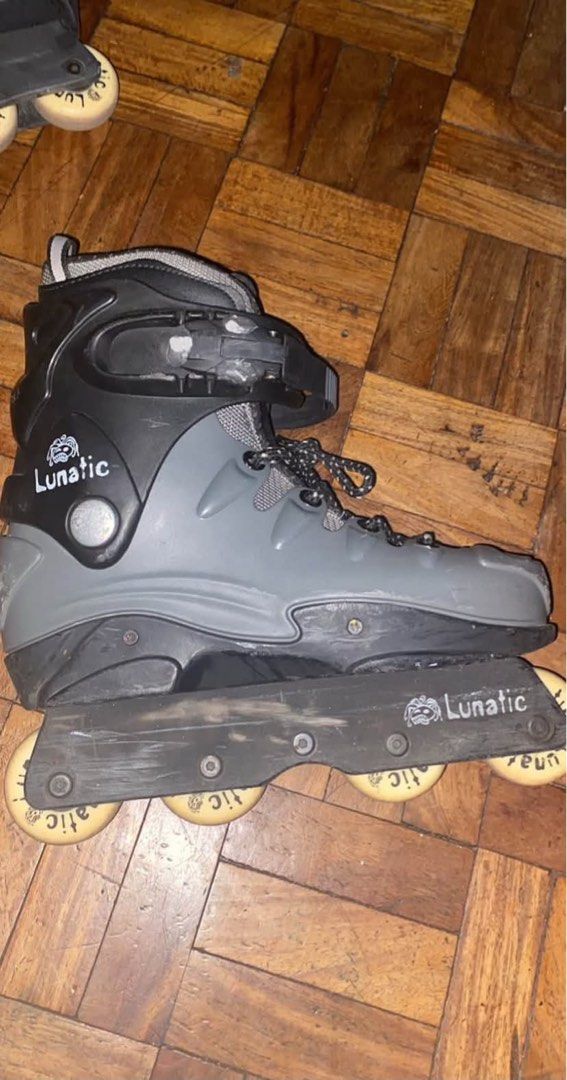 Lunatic Inline Skates (Category: Skates, Rollerblades & Scooters) located in Manila. Submitted by ruthy1513 (Listing ID 1449218337, Image 1). Description: - Grey and black inline skates - Four wheels per skate - Secure lace and buckle closure - Ready for your next skate adventure! Sira strap pero ayos na pero isa lang honest issue size 42-43.