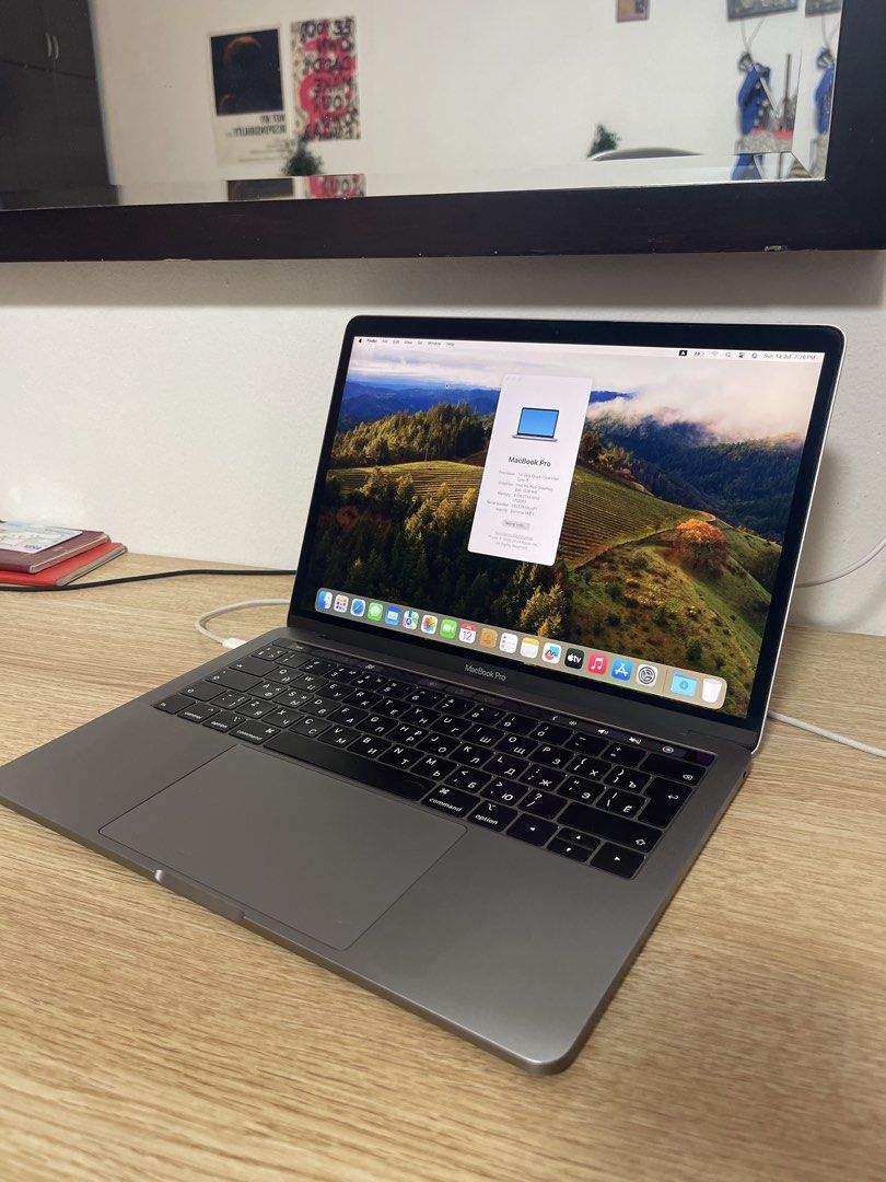 MacBook Pro 2019 i5 13 inch