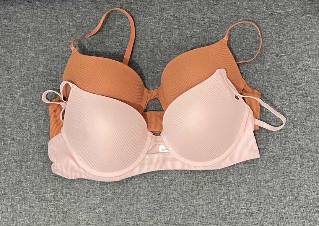 Marilyn Monroe 36C Ribbed Bra Set - Pink & Brown (Category: Undergarments & Loungewear) located in Cavite. Submitted by sjlav (Listing ID 1449145998, Image 2). Description: - Bundle, Set of 2 Marilyn Monroe bras Super Soft - Light Lift Bra - Size: 36C - Colors: Light Pink and Rust Brown - Features: Ribbed texture, adjustable straps - Condition: New - Perfect for everyday wear -bought from UK.