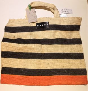 （分類：）位於 。 由 berber2019 提交（商品編號 1449208194，圖片 1）。簡介： 。