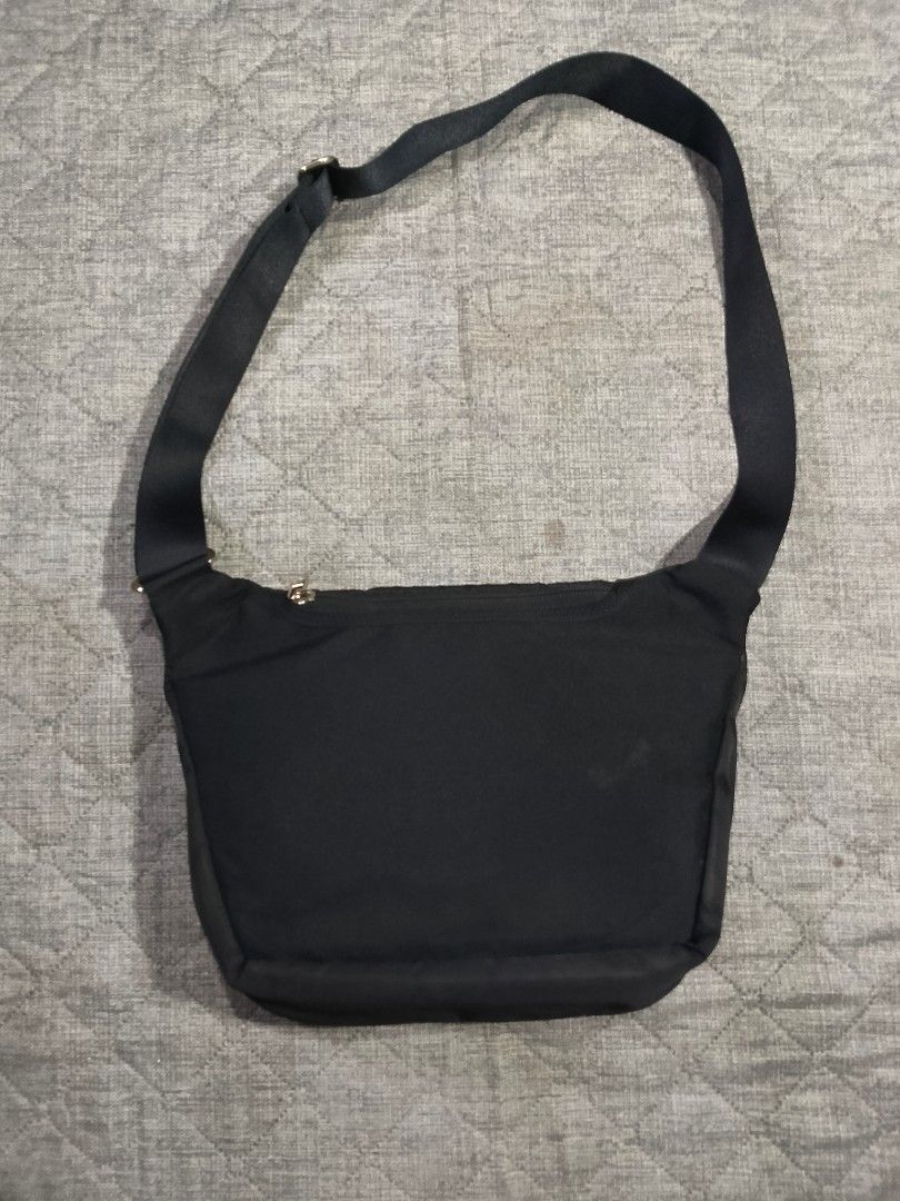 Master-Piece Japan (MSPC) Adelie shoulder bag (Category: Luxury Bags & Wallets) located in Cadiz. Submitted by comradstuff (Listing ID 1449265643, Image 2). Description: Master-Piece Japan (MSPC) Adelie shoulder bag *sign of use *with minimal/barely noticeable scratch *Made in Japan *all over good condition.