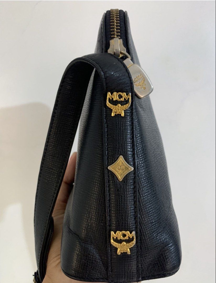 MCM Crossbody Bag (Category: Luxury Bags & Wallets) located in Malolos. Submitted by flapnbloom.ph (Listing ID 1449326142, Image 3). Description: Authentic black leather MCM crossbody bag .