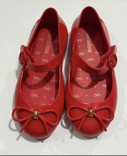 (Kategori: ) berada di . Dikirim oleh a_littlecloset (ID iklan 1449285451, Gambar 1). Deskripsi: .