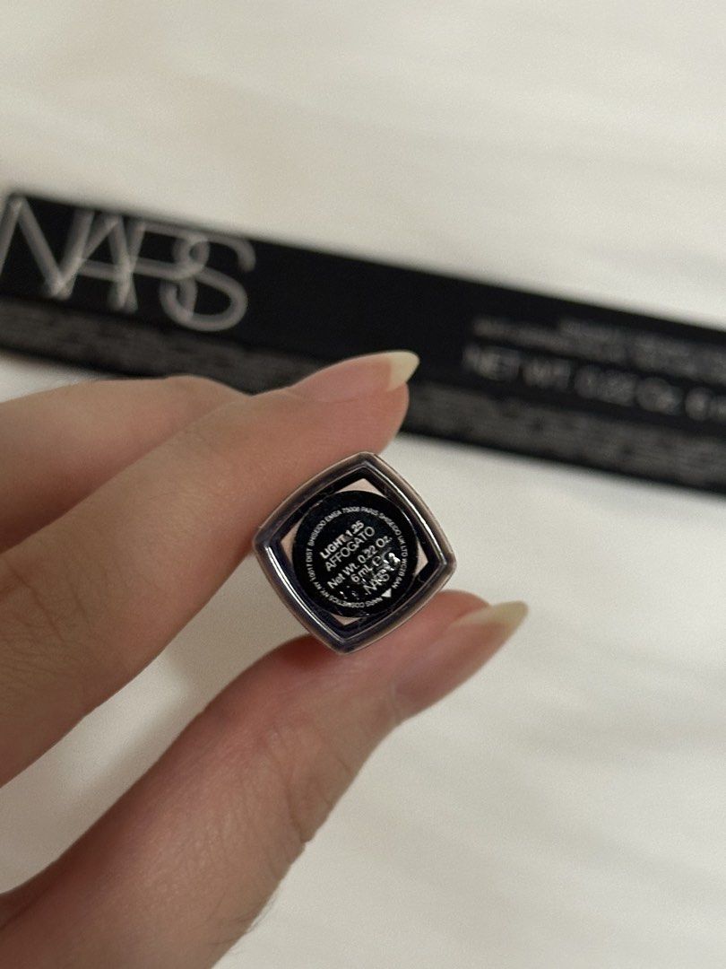 NARS Radiant Creamy Concealer Affogato (Category: Makeup) located in Pasig City. Submitted by michahhh_ (Listing ID 1449223237, Image 2). Description: - NARS Radiant Creamy Concealer - Shade: Affogato - Includes original box - used 3-5 times only, formula is not for me :( the applicator is never used directly on my face, since i use palette to dispense product! 🤍 - original.
