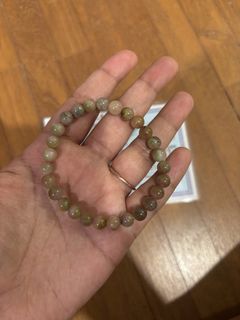 (Category: ) located in . Submitted by preloved_02 (Listing ID 1449238005, Image 1). Description: .