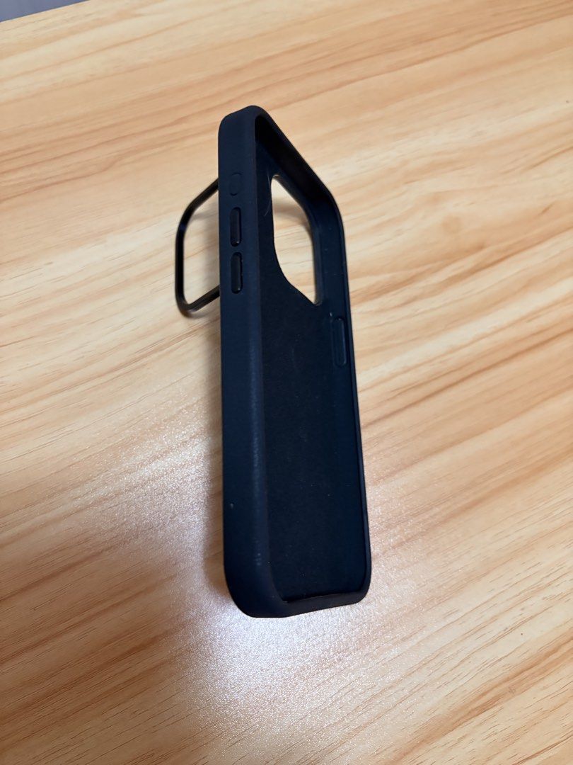 NFC photo elink iPhone 15 pro only case (Category: Cases & Sleeves) located in Quezon City. Submitted by lusciousperfumery (Listing ID 1449214374, Image 2). Description: WORKING NO ISSUE .