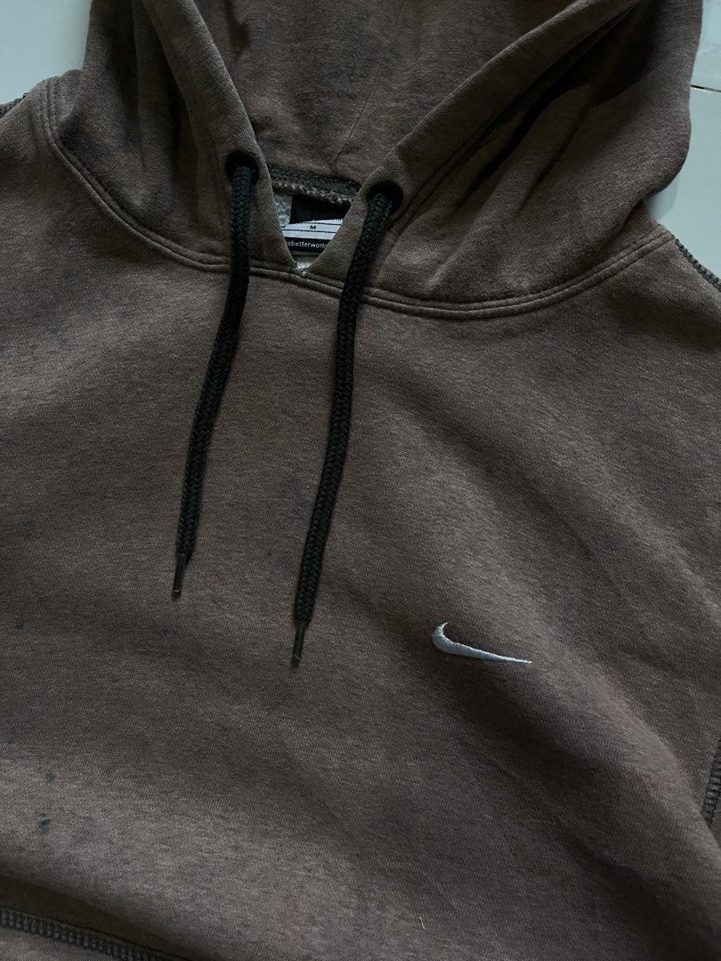 Nike Dyed Hoodie (Category: Coats, Jackets and Outerwear) located in Bacolod City. Submitted by danielle5_ (Listing ID 1449281227, Image 3). Description: Medium, 22x25 Flaws: none Mine: 300.