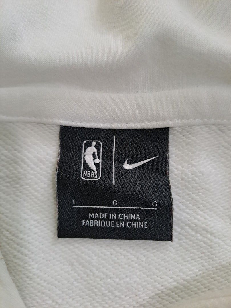 Nike NBA 76ERS Hoodie (Category: Coats, Jackets and Outerwear) located in Baguio. Submitted by che1224 (Listing ID 1449203085, Image 2). Description: Nike NBA 76ERS Hoodie.