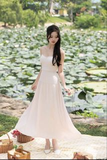 (Category: ) located in . Submitted by lovers_wardrobe (Listing ID 1449220558, Image 1). Description: .