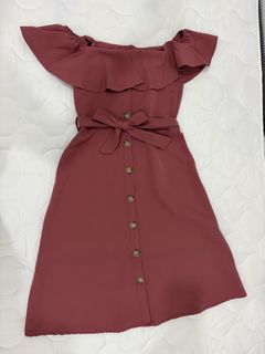 (Category: ) located in . Submitted by clover.closet (Listing ID 1449262211, Image 1). Description: .