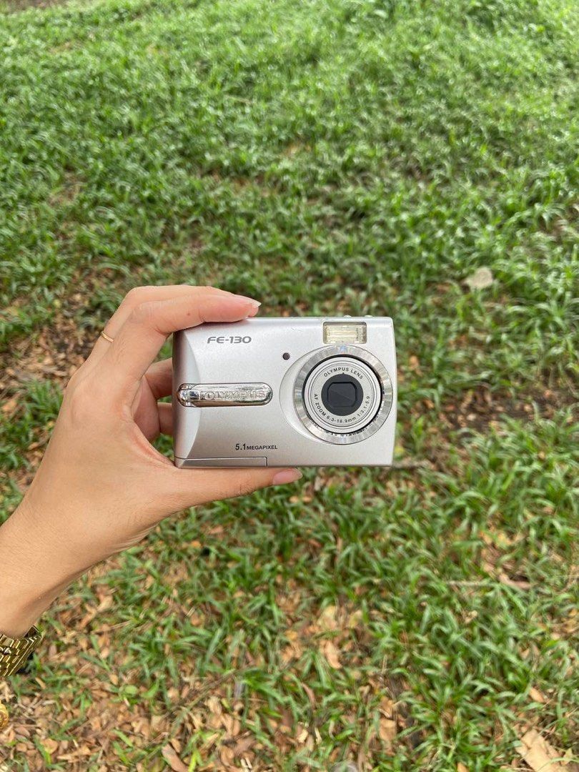 Olympus FE-130 (Category: Cameras) located in Davao. Submitted by timelessfilm.co (Listing ID 1449115140, Image 1). Description: Olympus FE-130 🎞️ 5.1 megapixel 🎞️ Good condition (9.5/10) 🎞️ No signs of usage 🎞️ No issues, fully functional 🎞️ Clean lens 🎞️ With batteries Click for sample photos ———> #olympusfe130 ✨Mode of payment: BPI or Gcash.