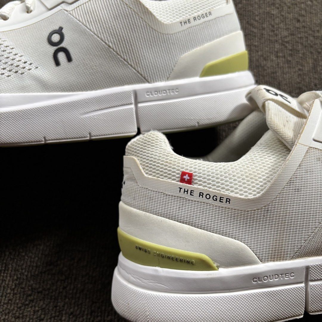 On Running THE ROGER Pro tennis (Category: Sneakers) located in Pasig City. Submitted by bootsoftravel_ph (Listing ID 1449215127, Image 2). Description: On Running THE ROGER Pro tennis used - Good FOR SALE Pair only FREE shipping!!! Issue: drags and washable stains Price ₱2,495 size: EU 44.5 / UK 10 / US 10.5 Guaranteed 100% Legit 💯 We ship nationwide 🚚.