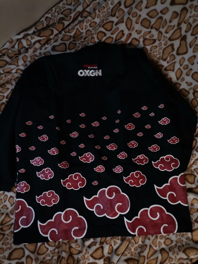 OXGN Naruto Shippuden Akatsuki Cloud Jacket (Category: Coats, Jackets and Outerwear) located in Caloocan City. Submitted by 3shuh (Listing ID 1449220042, Image 2). Description: - Iconic Akatsuki cloud design - Naruto Shippuden x OXGN collaboration - Size: Medium - Made in the Philippines - Ideal for any anime fan.