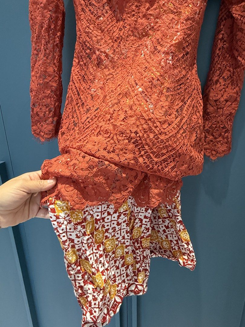 Pammela (Category: Baju Kurung & sets) located in Kuala Lumpur. Submitted by andralika (Listing ID 1449204203, Image 3). Description: Pammela SZXS RM150 RP RM3++.include seledang bahi ,design sama corak dengan kain..