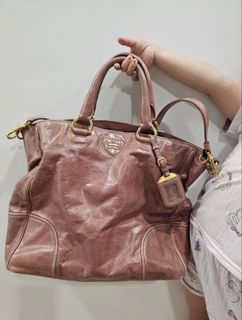 (Category: ) located in . Submitted by shoppinghere (Listing ID 1449137756, Image 1). Description: .