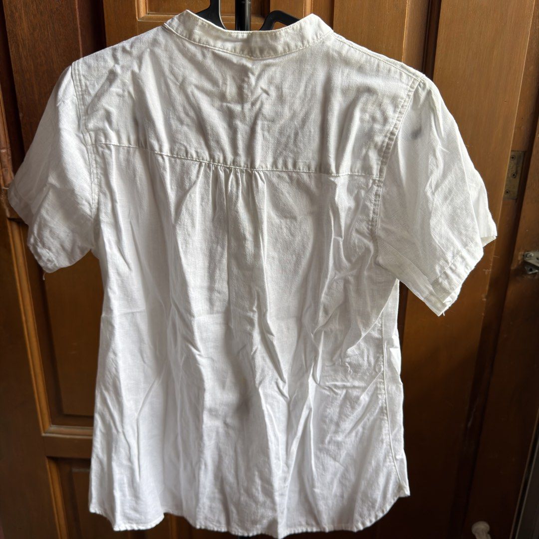 Preloved Giordano chinese collar polo (Category: Others Tops) located in Angeles City. Submitted by joshlp (Listing ID 1449150422, Image 3). Description: Please expect minor stains, as this item has been in storage. If you would like it to be washed before shipping, please allow an additional 3–5 days for processing prior to dispatch..