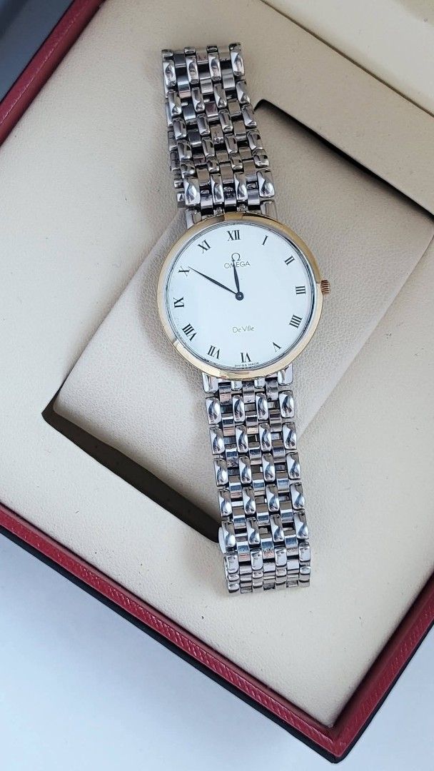 Preowned Authentic OMEGÀ DEVILLE watch for Unisex (Category: Luxury Watches) located in Manila. Submitted by rosewatches (Listing ID 1449208897, Image 3). Description: Preowned Authentic OMEGÀ DEVILLE watch for Unisex •18k bezel and lock part •33mm Case size •Fit up to 17.5cm wrist size •Quartz Movement •Excellent Condition •Providee box only! (100% Original Preowned watch) {Ready for delivery/pickup/meetup} 📍Manila, Philippines for more afforda