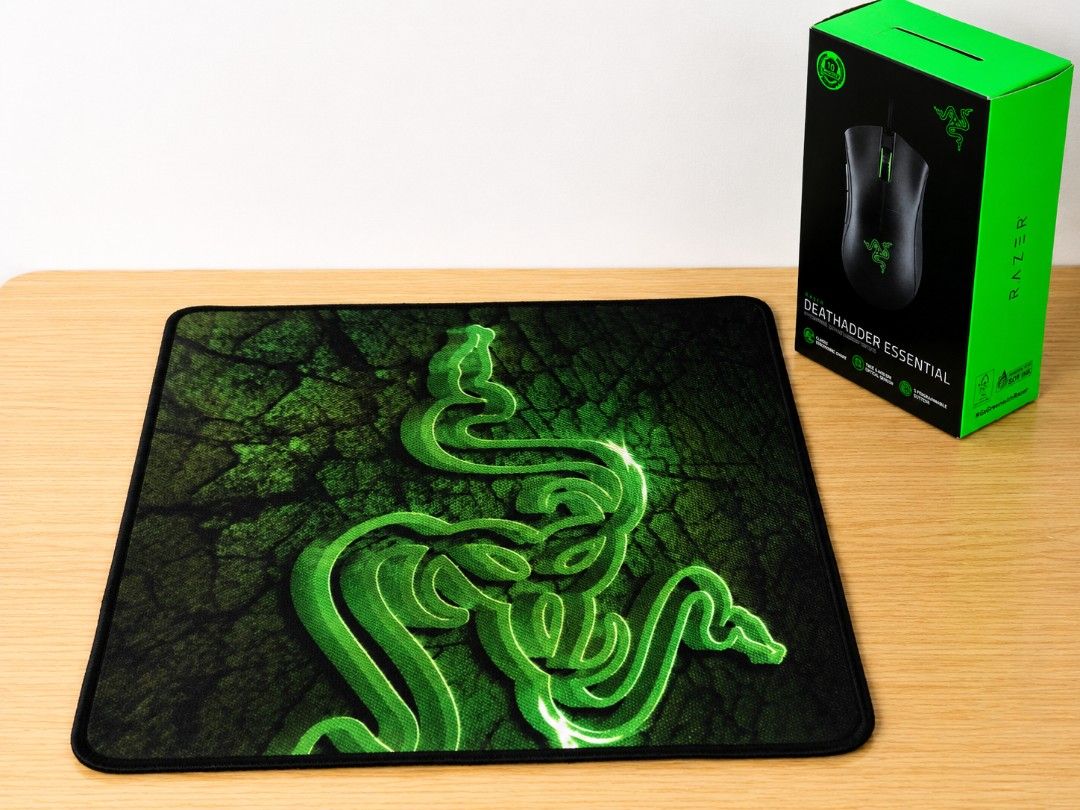 Razer Goliathus Mouse Pad (Category: Mouse & Mousepads) located in Makati City. Submitted by itsmorkyyy (Listing ID 1449121117, Image 2). Description: Selling for only ₱450. Used for around 3 months for my WFH setup only. Still in excellent condition, well maintained, with no tears, peeling, or issues. RFS: Switched to a different desk setup, so this one isn't getting any use anymore. If you know, you know. A solid mouse pad with a smooth surface