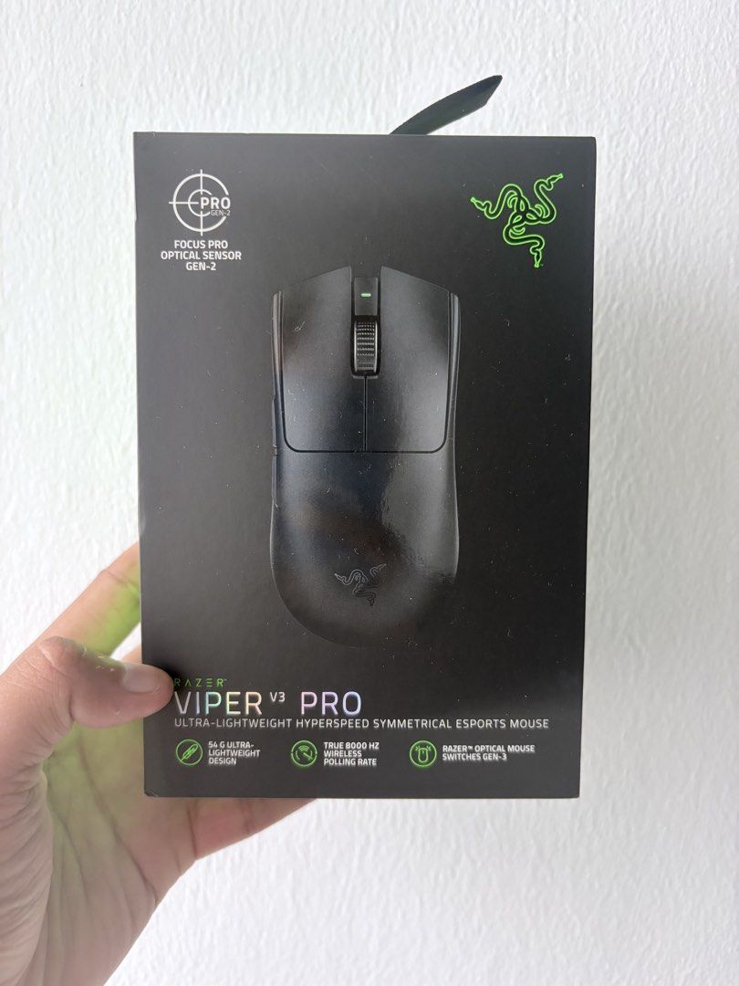 Razer Viper V3 Pro Wireless Mouse + Gigantus V2 Mousepad