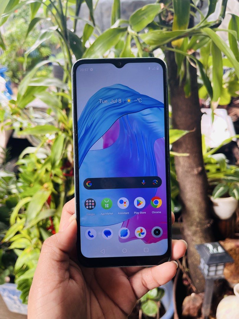 REALME C33 (Category: Realme) located in Quezon City. Submitted by chel2704 (Listing ID 1449162755, Image 1). Description: REALME C33 UNIT ONLY FIX 🅿️2000‼️ 6.5 INCHES 4+4GB/64GB 5000MAH BATTERY 50MP REARCAM ANDROID CHARGER NO ISSUE LOC: QC COMMONWEALTH.