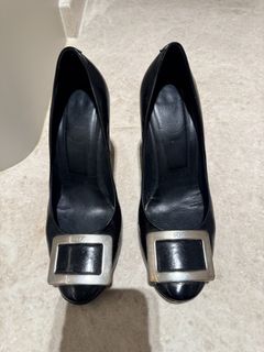 (Category: ) located in . Submitted by closet__x (Listing ID 1449262848, Image 1). Description: .