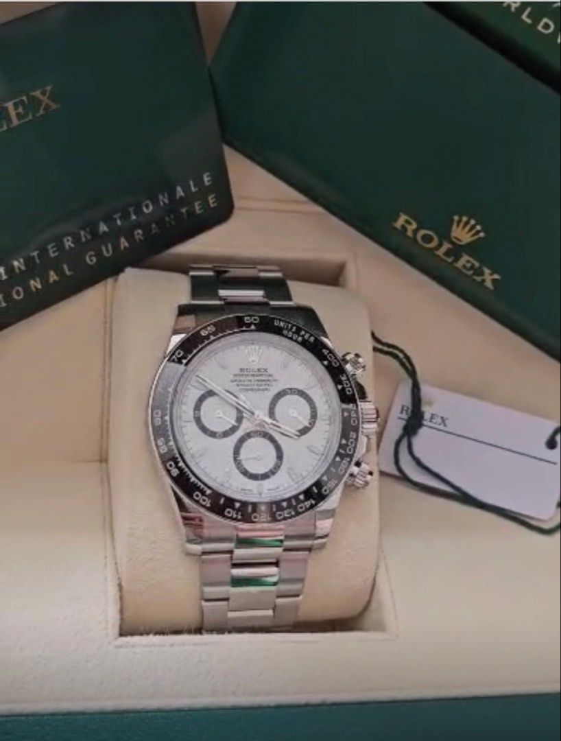Rolex Panda Daytona (Category: Luxury Watches) located in Marikina City. Submitted by mysticcat.10f903 (Listing ID 1449257278, Image 2). Description: complete set.