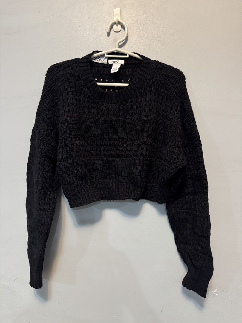 Rue 21 Black Cropped Knit Sweater (Category: Longsleeves) located in Manila. Submitted by jencelofchisel (Listing ID 1449263773, Image 1). Description: - Black cropped sweater from Rue 21 - Textured knit material - Long sleeves - Crew neck - Super comfy and stylish - Great for layering or wearing on its own - used once.