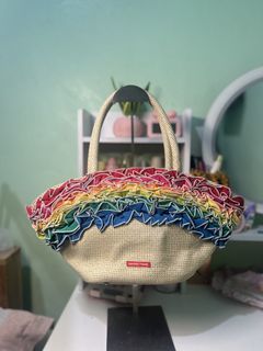 (Category: ) located in . Submitted by thriftniyuno (Listing ID 1449164555, Image 1). Description: .