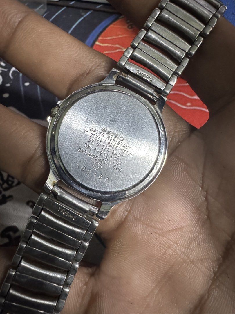 seiko lucent (Category: Watches) located in Kuantan. Submitted by bolehofer2 (Listing ID 1449299274, Image 2). Description: berminat boleh tanya2 dahulu size sesuai untuk lady2 16cm .